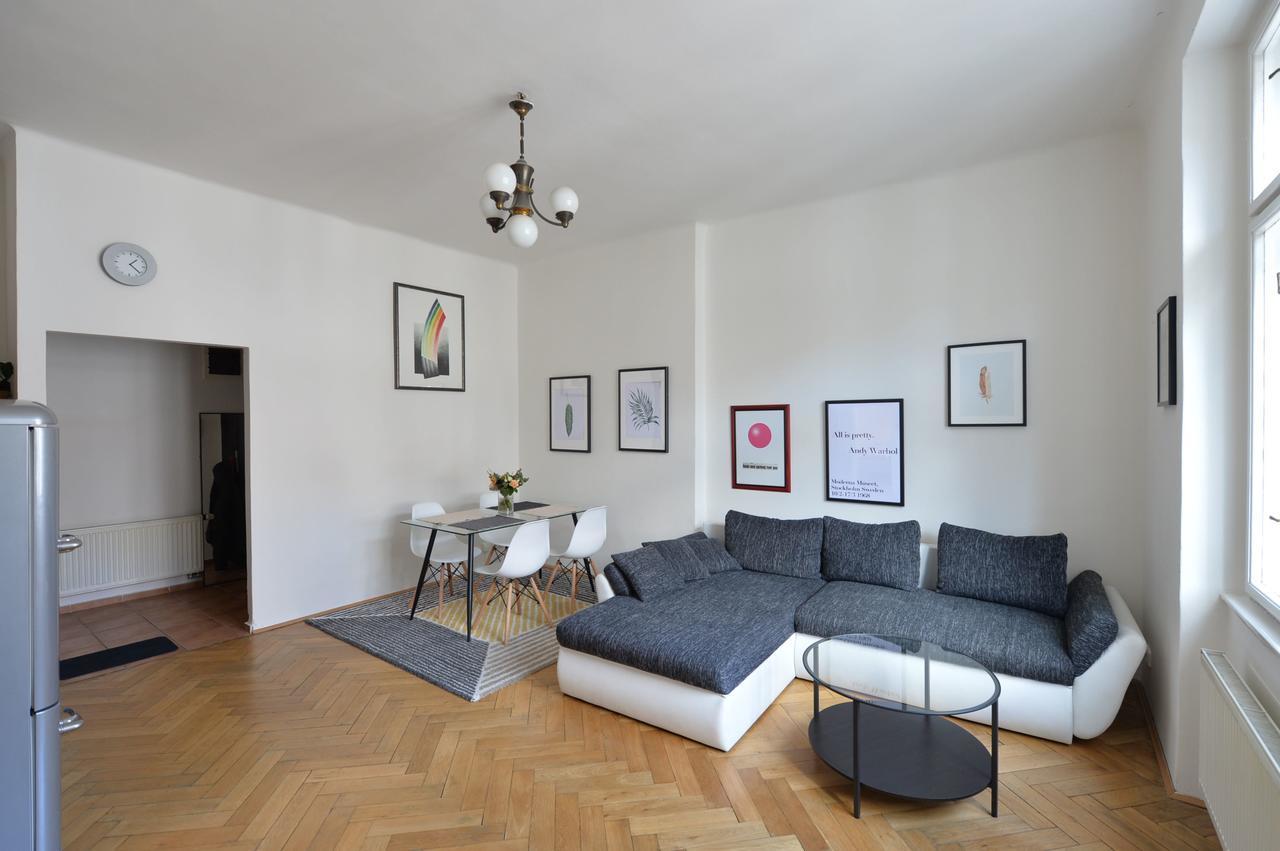 Old Town Sq. Apartment Prag Exteriör bild